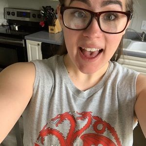 Meet your Posher, Cecelia